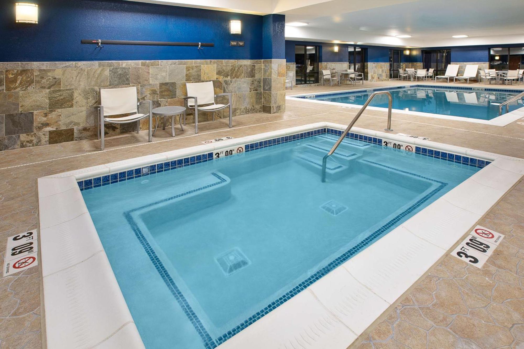 Hampton Inn Detroit - Shelby Township Shelby Twp Exterior foto